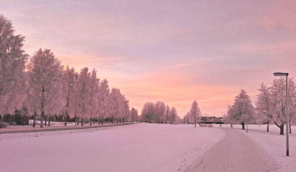 Serene sunset in Oulu, Finland, offering near-24-hour daylight in the summer